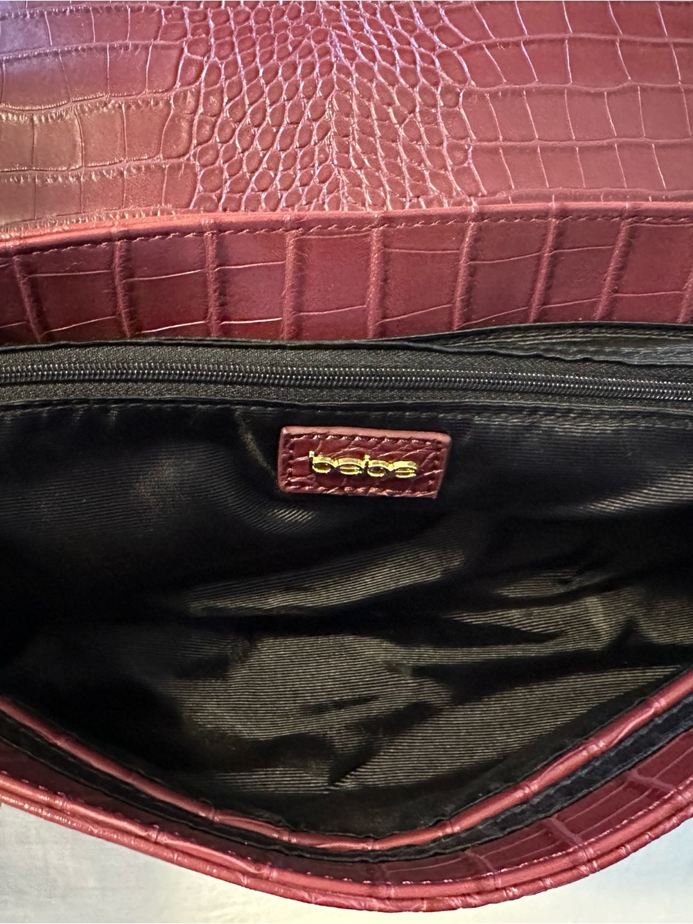 Bebe Croc-Embossed Faux Leather Large Burgundy Clutch Bag - Picture 5 of 9